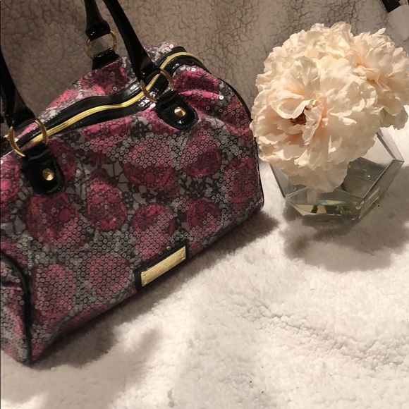 Betsey Johnson Handbags - BETSEY JOHNSON SUGAR SKULL SEQUIN HANDBAG Betsey Johnson Handbags - BETSEY JOHNSON SUGAR SKULL SEQUIN HANDBAG